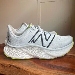 New Balance More V4 Women’s 9.5 Running Shoes